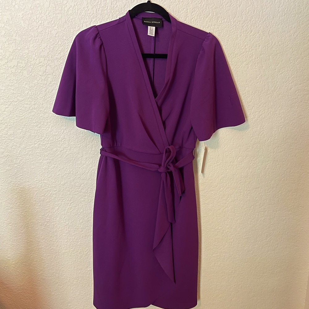 Donna Morgan, size 4, purple faux wrap dress